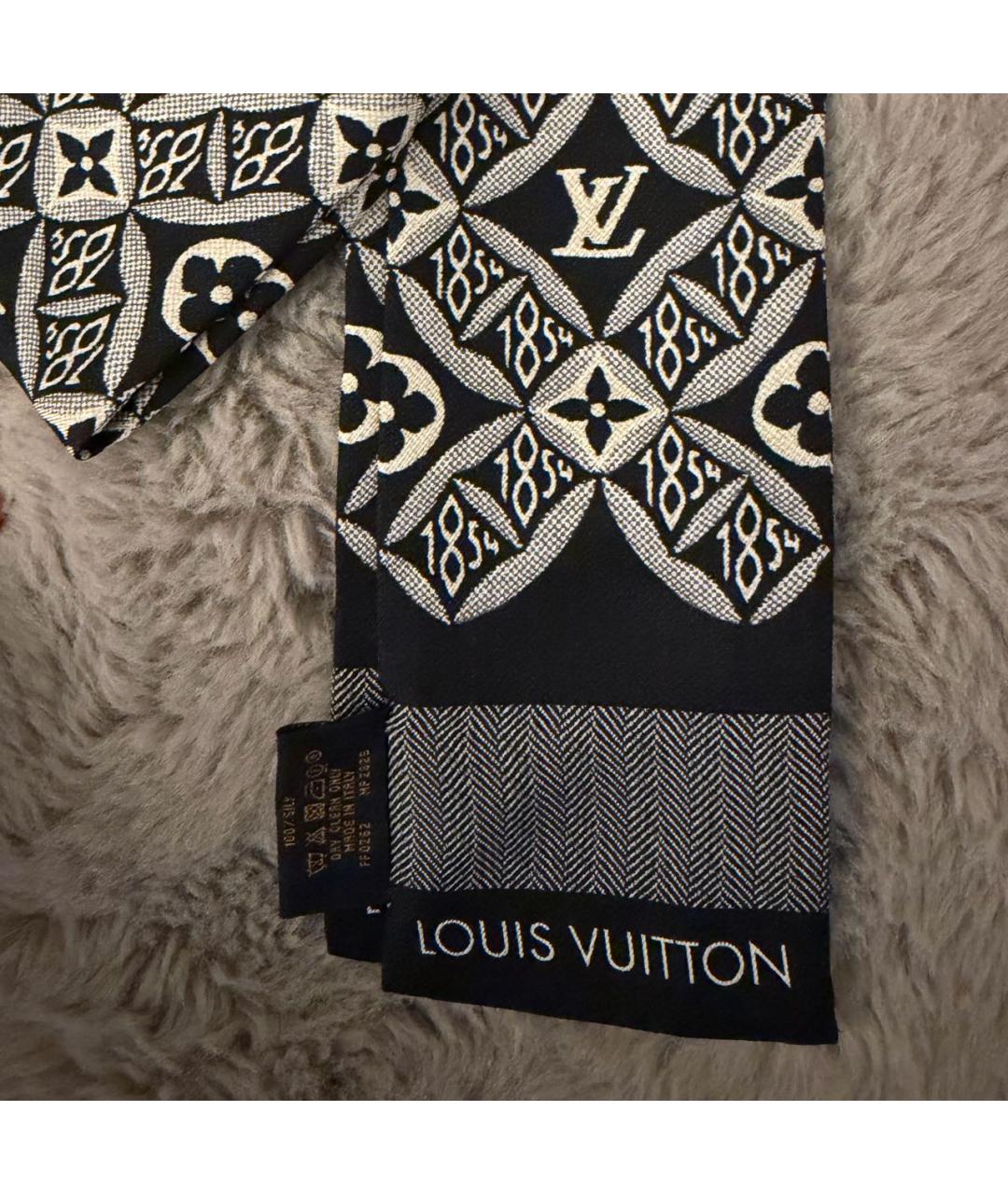 LOUIS VUITTON Черный шелковый платок, фото 2