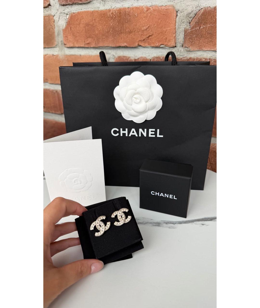 CHANEL Золотые металлические серьги, фото 2
