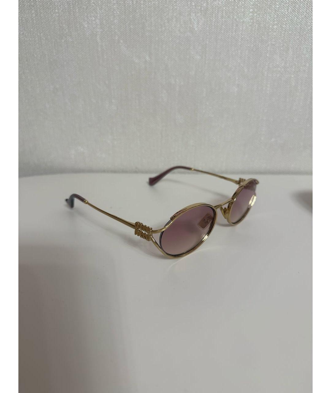 MIU MIU Золотые металлические солнцезащитные очки, фото 2