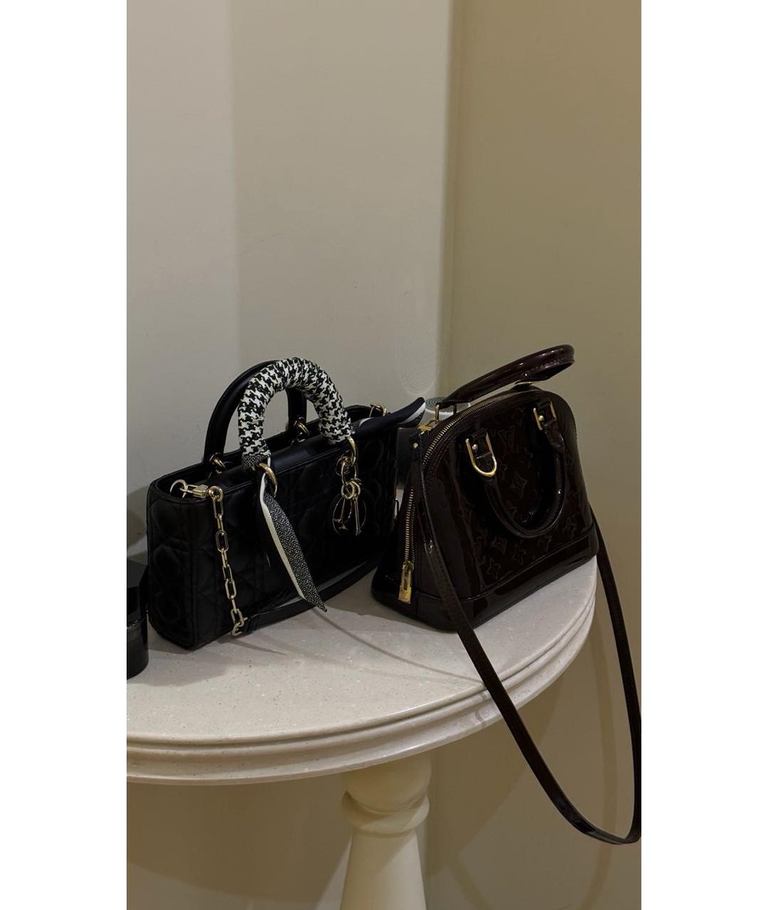 LOUIS VUITTON Бордовая сумка с короткими ручками из лакированной кожи, фото 5
