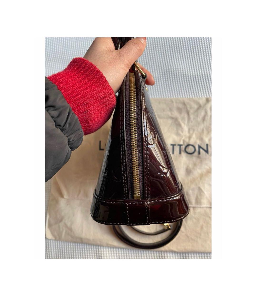 LOUIS VUITTON Бордовая сумка с короткими ручками из лакированной кожи, фото 3