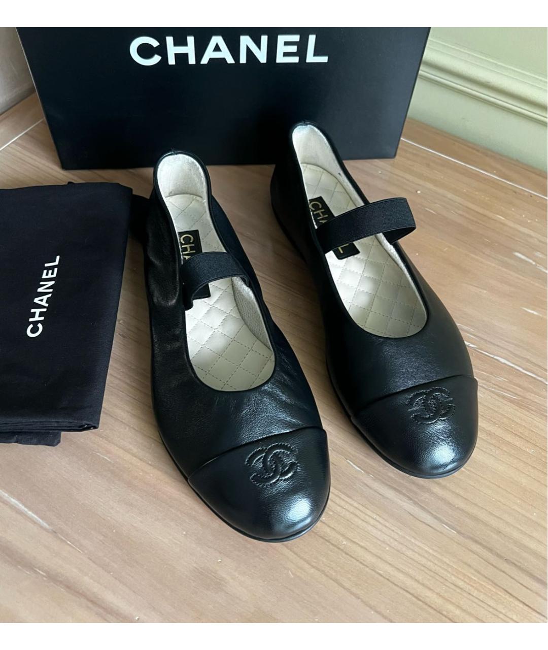 CHANEL Черные кожаные балетки, фото 2