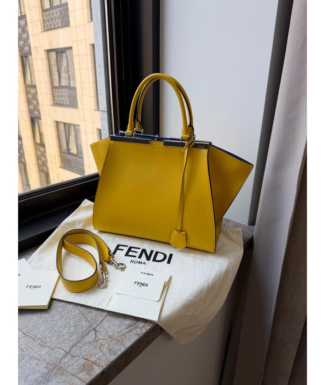 FENDI Желтая кожаная сумка с короткими ручками, фото 2