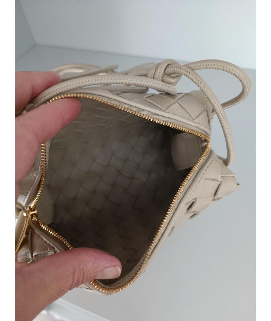BOTTEGA VENETA Бежевая кожаная сумка через плечо, фото 4