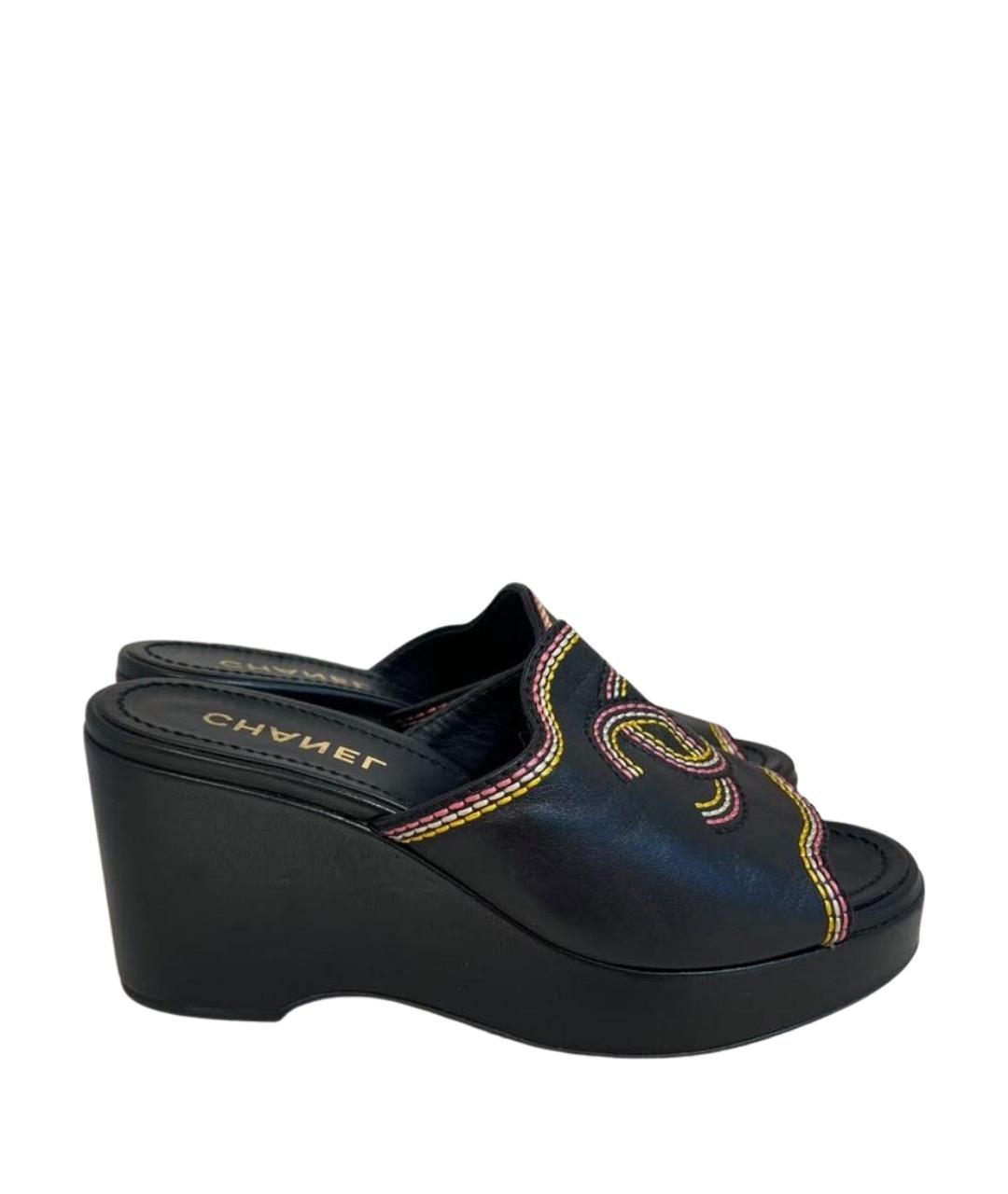 CHANEL Черные кожаные мюли, фото 1