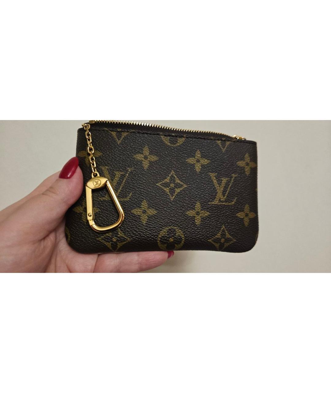 LOUIS VUITTON Коричневая ключница, фото 3