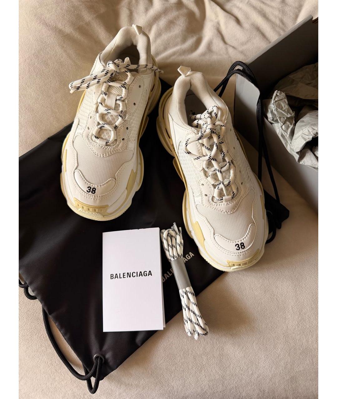 BALENCIAGA Белые кожаные кроссовки, фото 2