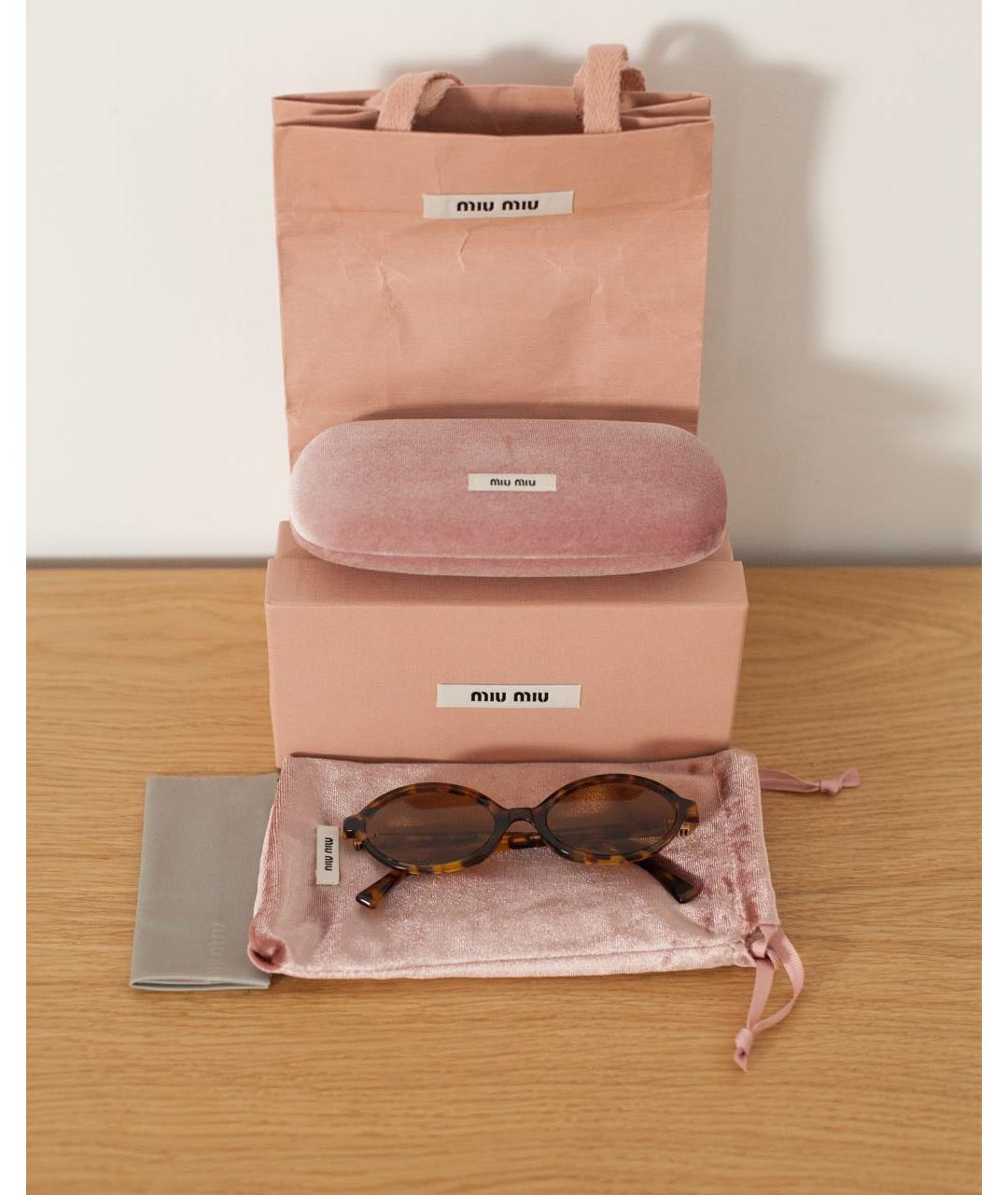 MIU MIU Коричневые пластиковые солнцезащитные очки, фото 3