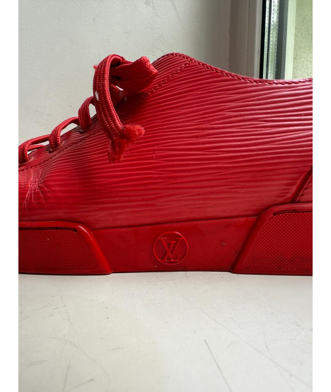 LOUIS VUITTON Красные кожаные низкие кроссовки / кеды, фото 7
