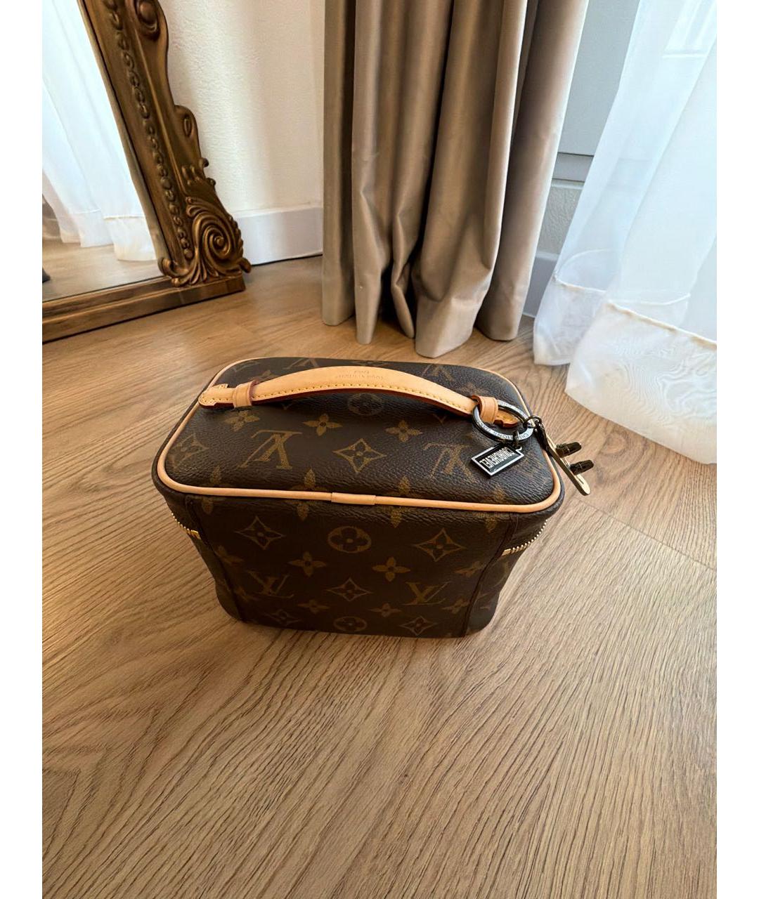 LOUIS VUITTON Коричневая кожаная косметичка, фото 3