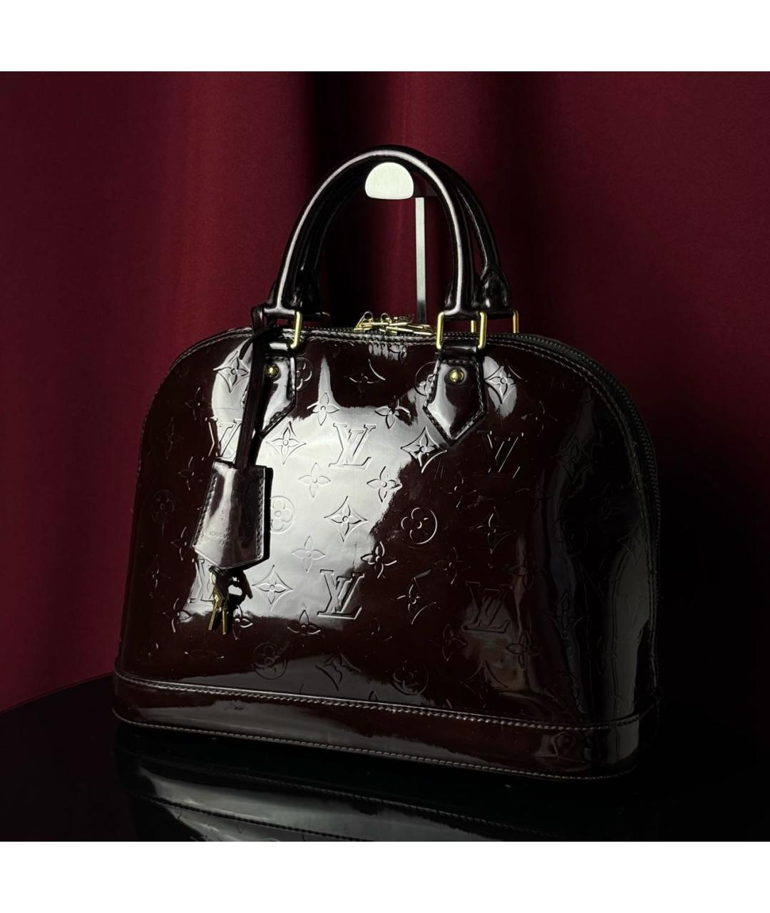 LOUIS VUITTON Бордовая сумка с короткими ручками из лакированной кожи, фото 2