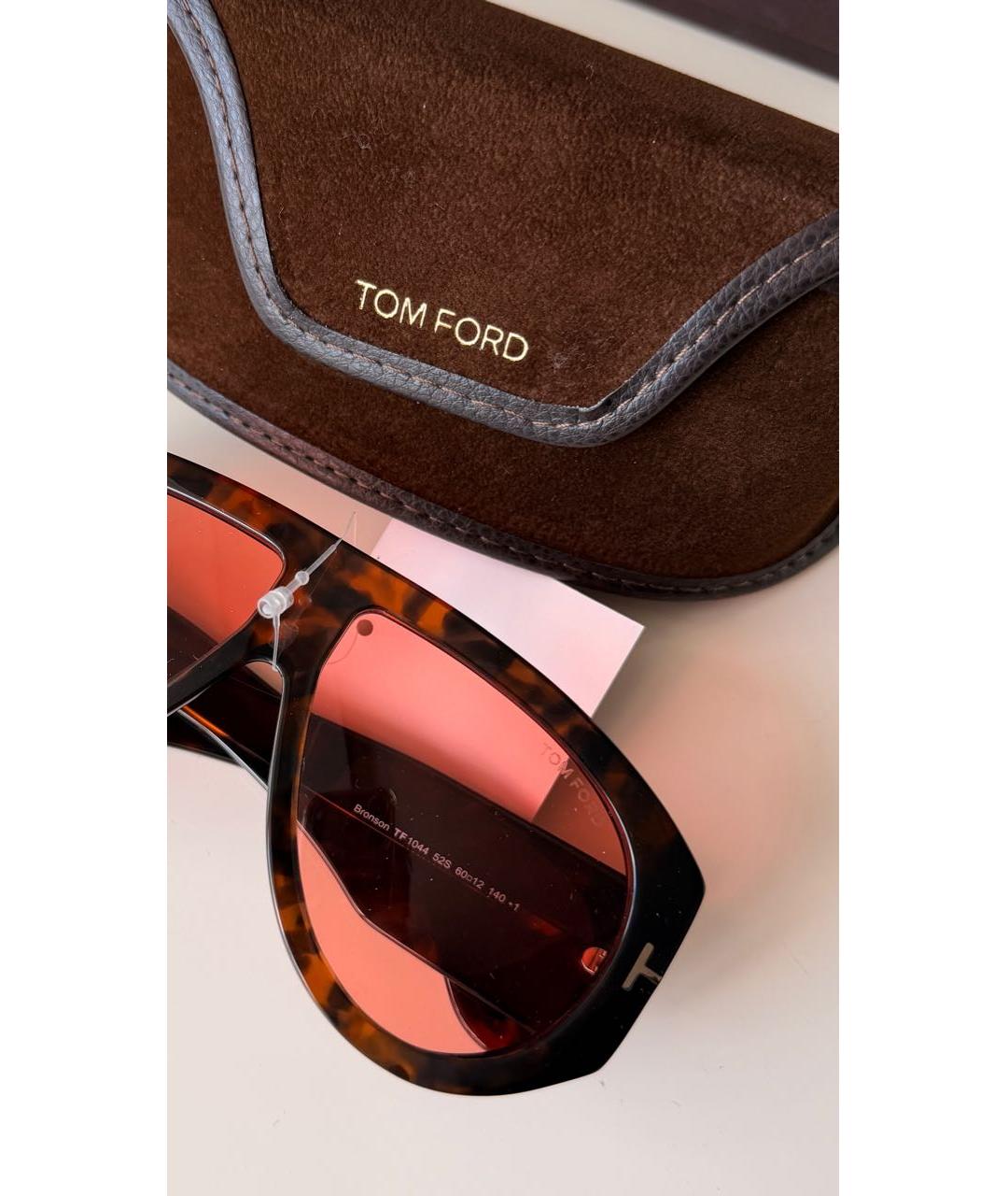 TOM FORD Коричневые пластиковые солнцезащитные очки, фото 4