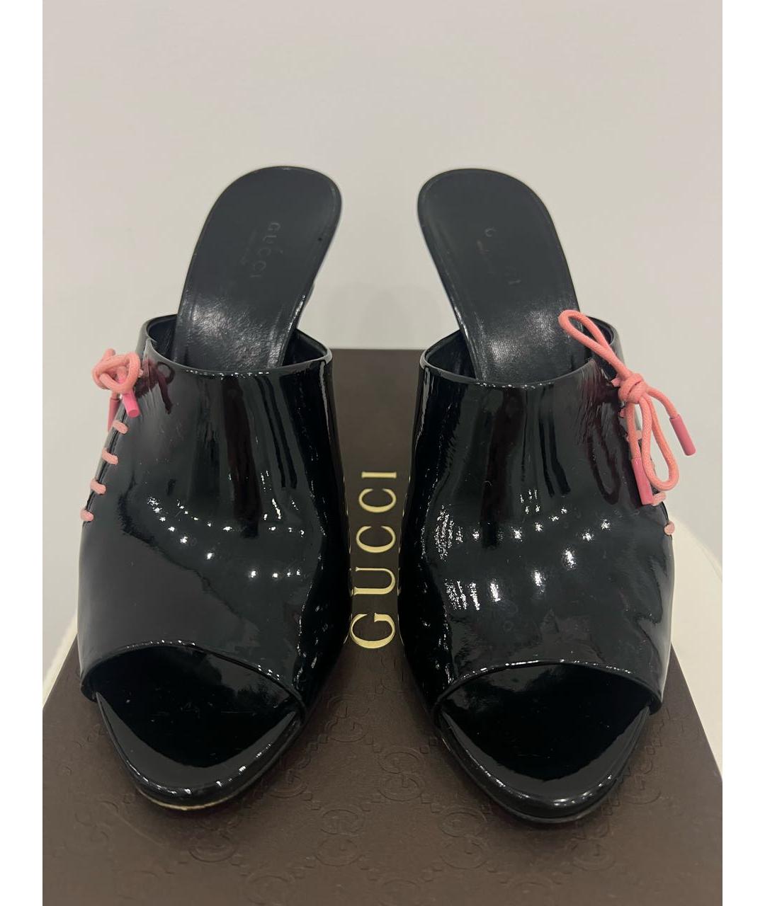 GUCCI Черные мюли из лакированной кожи, фото 3