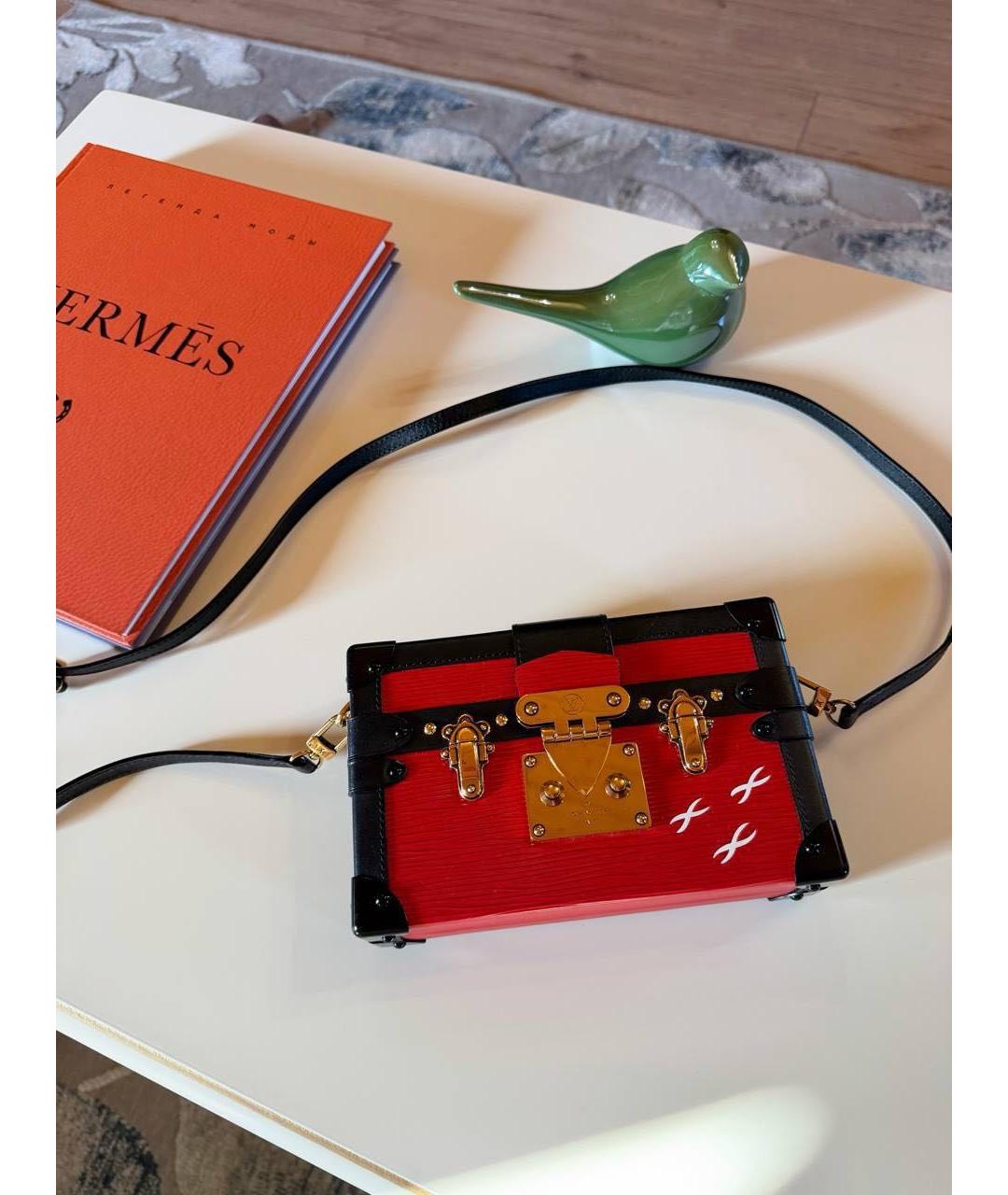 LOUIS VUITTON Красная кожаная сумка через плечо, фото 5