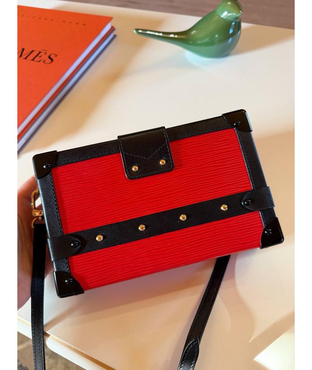 LOUIS VUITTON Красная кожаная сумка через плечо, фото 3