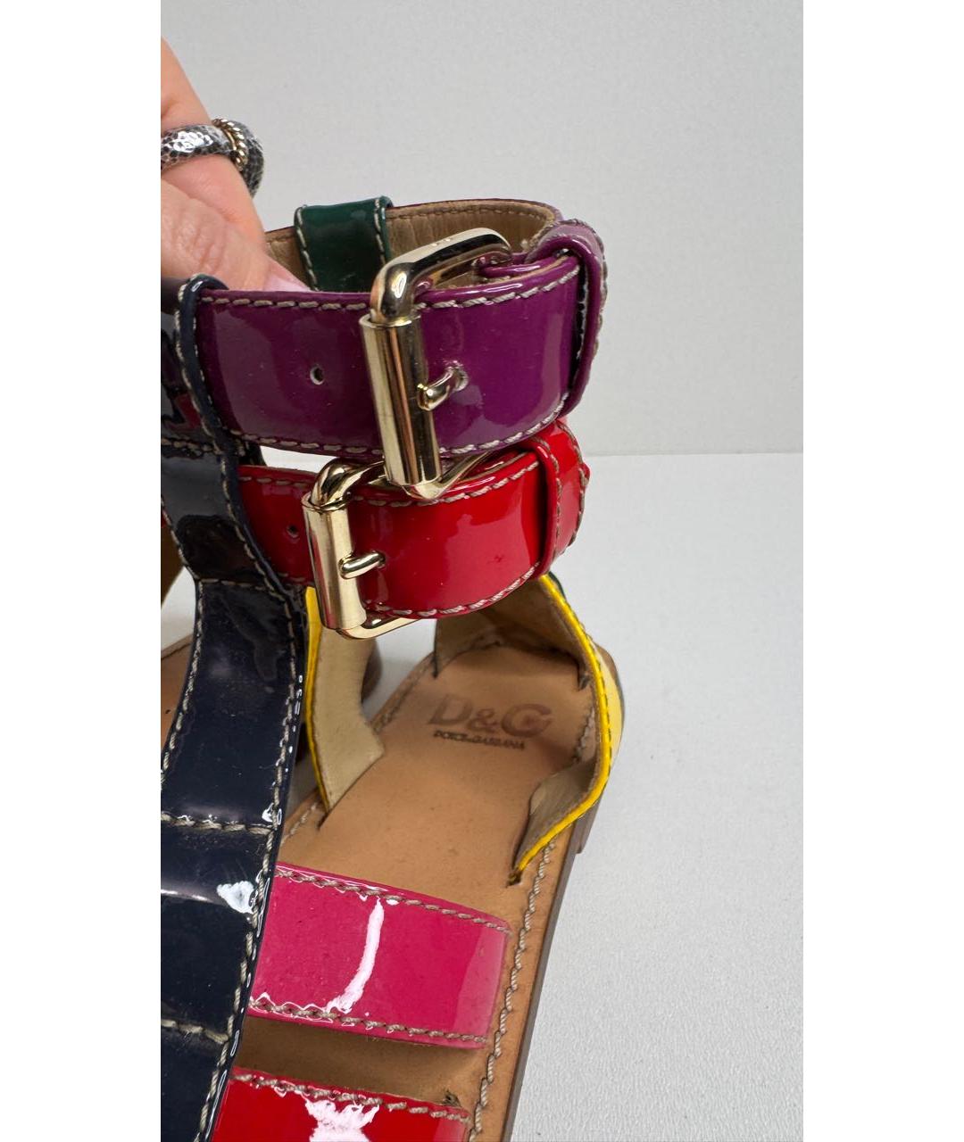 DOLCE&GABBANA Мульти босоножки из лакированной кожи, фото 5