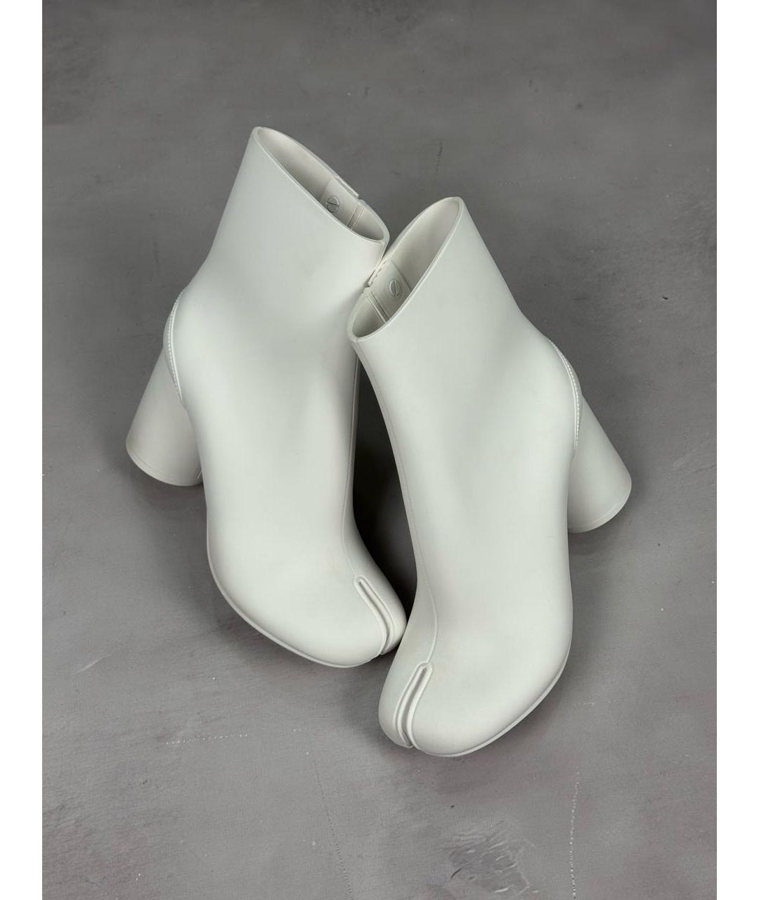 MAISON MARGIELA Белые ботильоны, фото 2