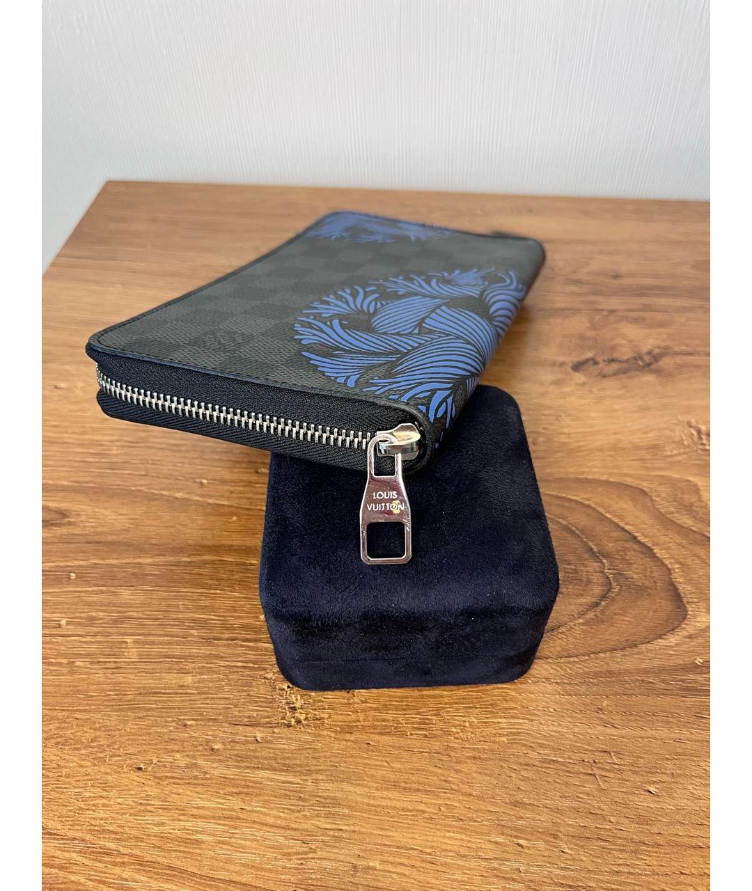 LOUIS VUITTON Черный кожаный кошелек, фото 5
