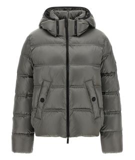 MONCLER Пуховик