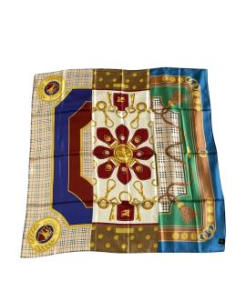 BURBERRY Платок