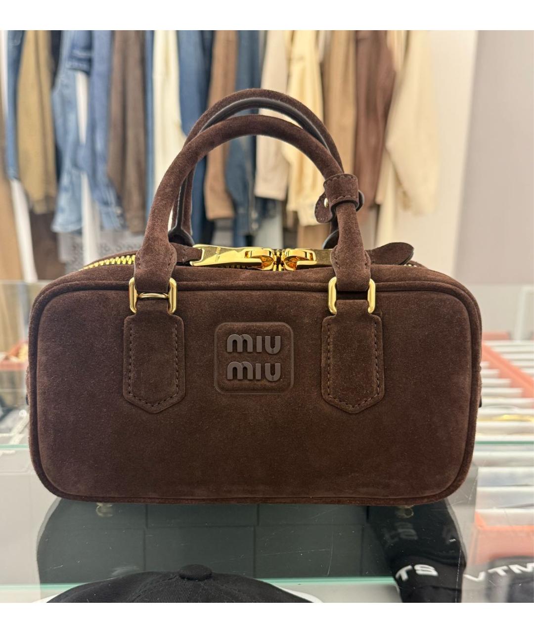 MIU MIU Коричневая замшевая сумка с короткими ручками, фото 7