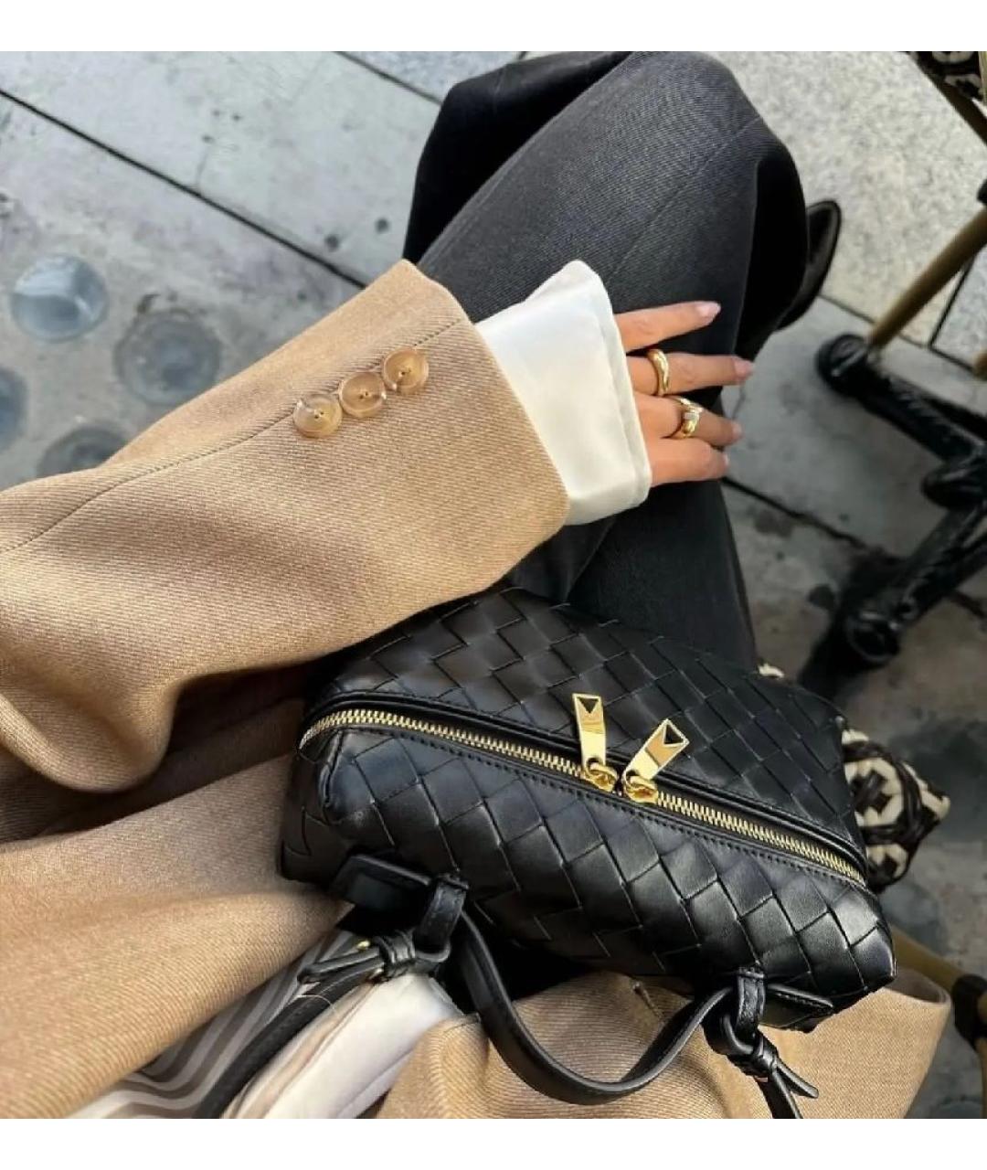 BOTTEGA VENETA Черная кожаная сумка через плечо, фото 6