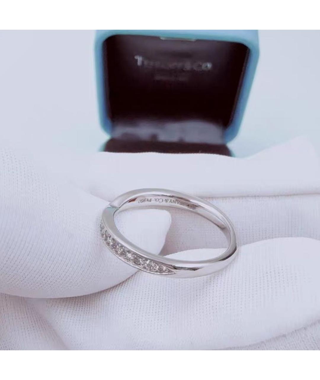 TIFFANY&CO Белое платиновое кольцо, фото 5