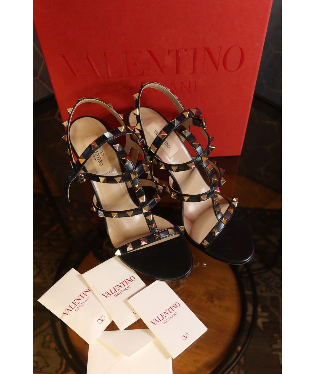 VALENTINO Черные кожаные босоножки, фото 5