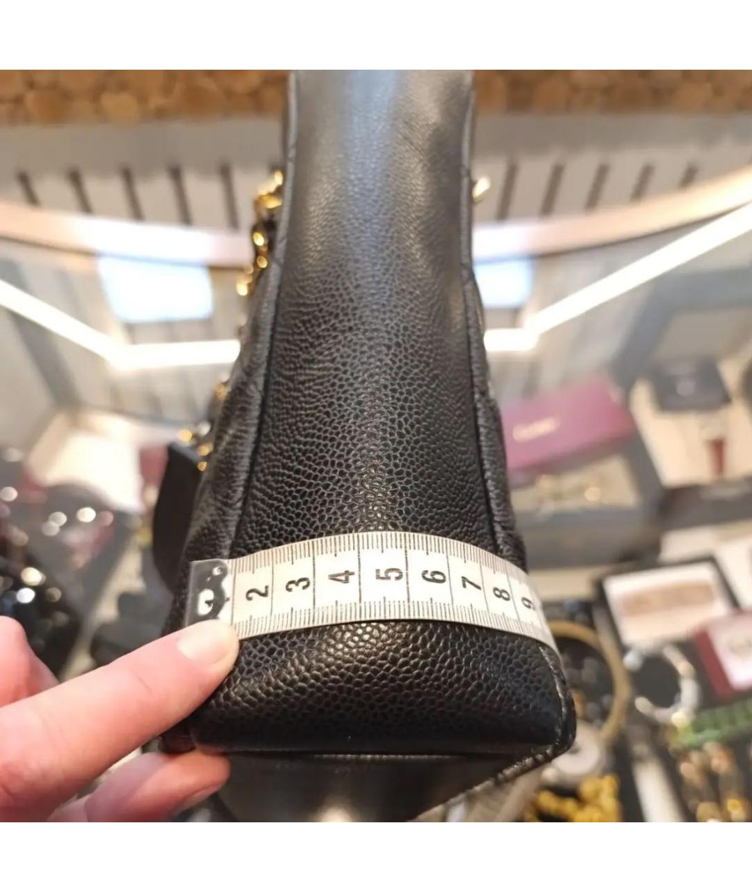 CHANEL Черная кожаная сумка тоут, фото 5