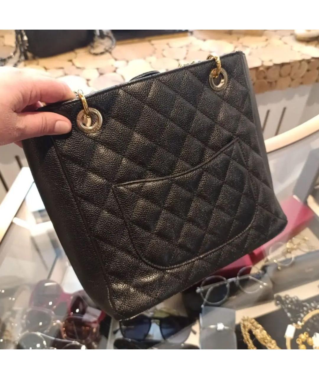 CHANEL Черная кожаная сумка тоут, фото 2