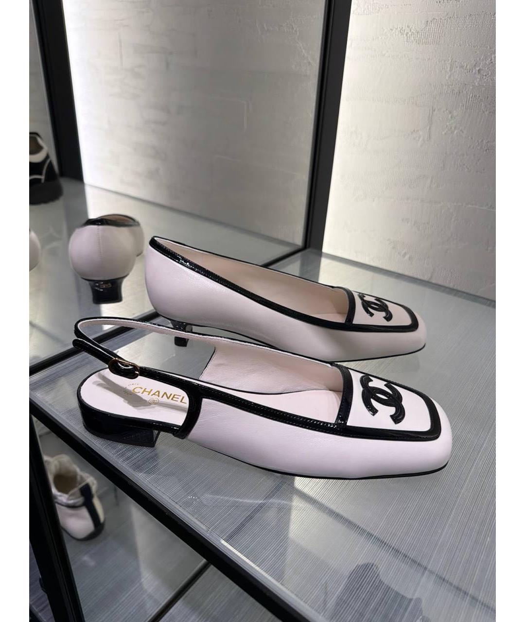CHANEL Белые кожаные балетки, фото 3