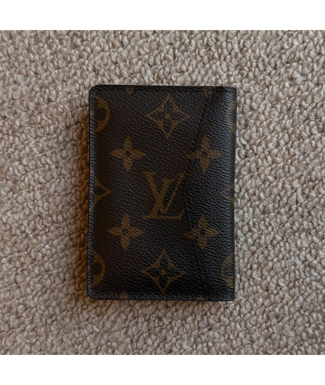 LOUIS VUITTON Коричневая кожаная визитница, фото 3