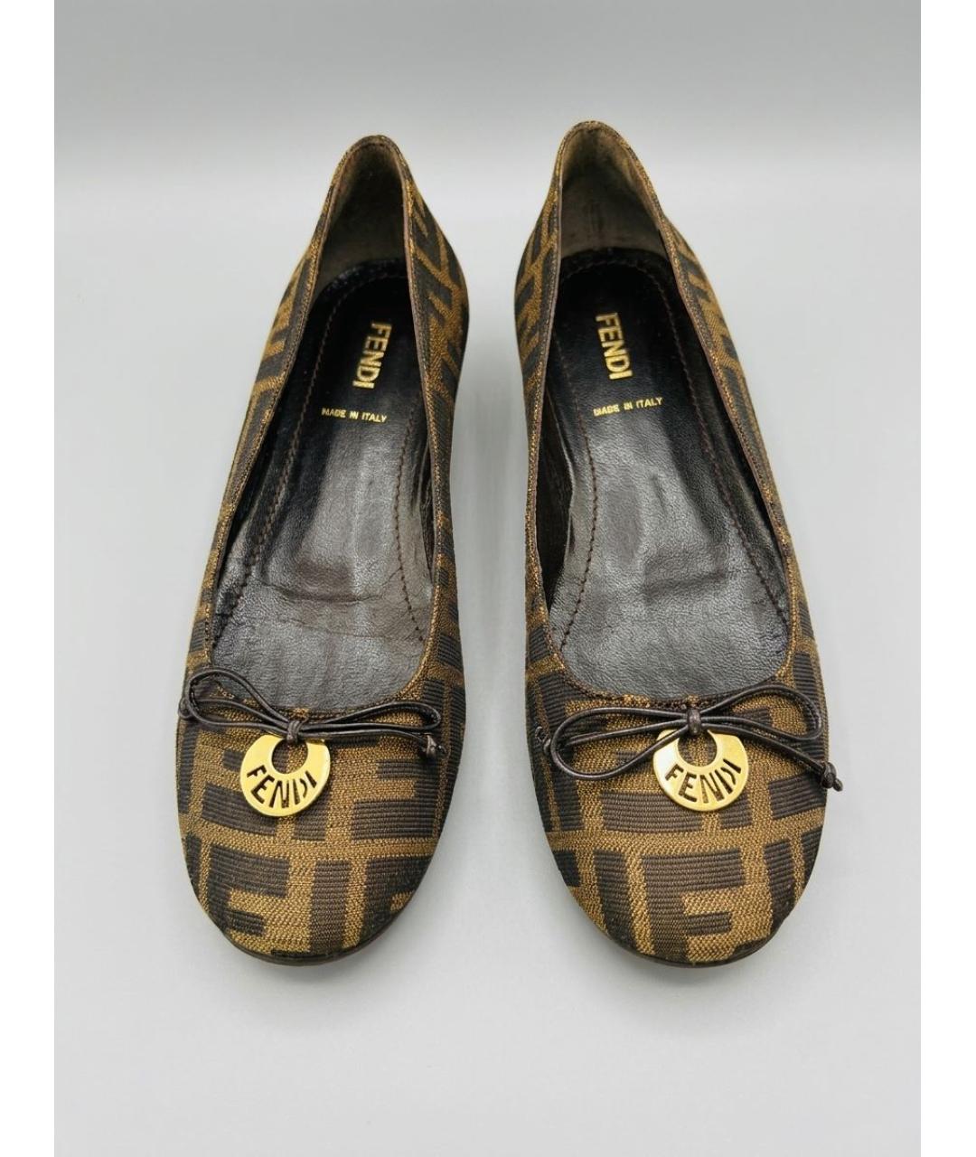 FENDI Коричневые текстильные балетки, фото 3