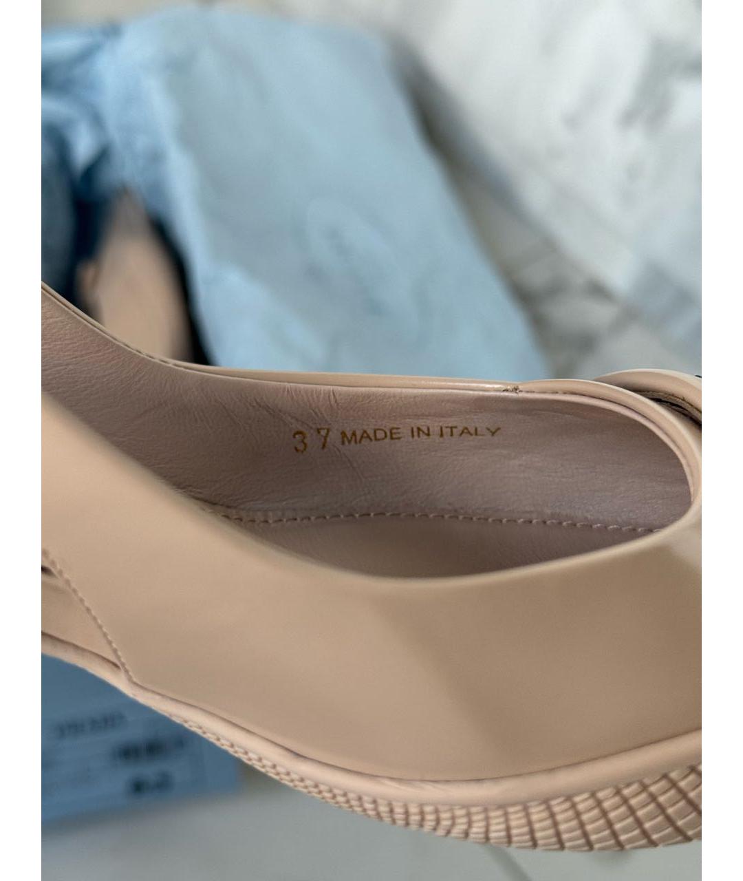 PRADA Бежевые туфли из лакированной кожи, фото 5
