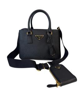 PRADA Сумка через плечо