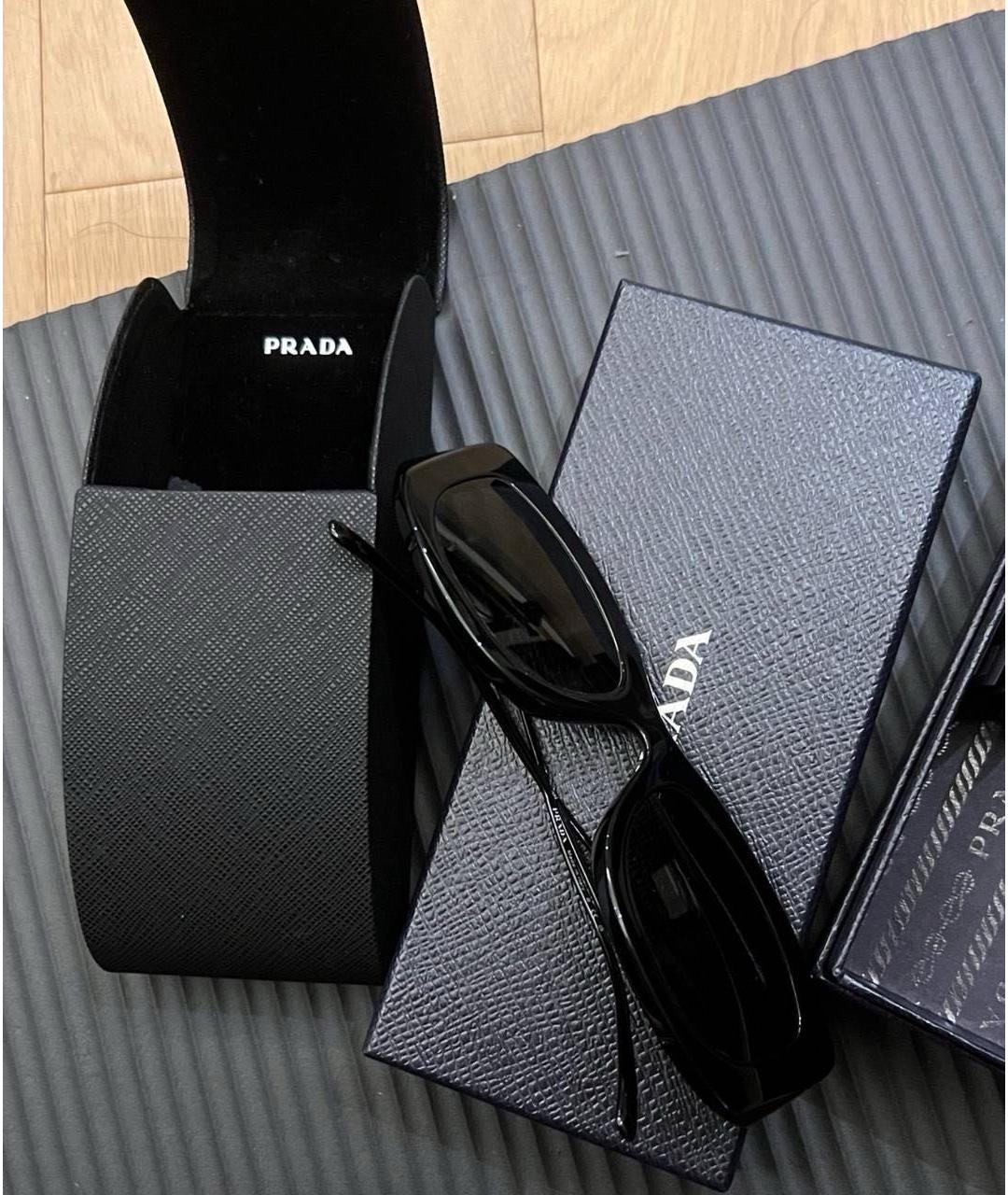 PRADA Черные пластиковые солнцезащитные очки, фото 5