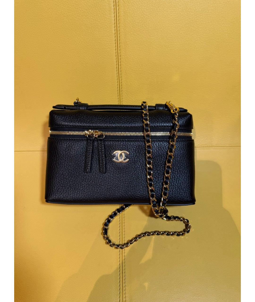 CHANEL Черная кожаная сумка через плечо, фото 6