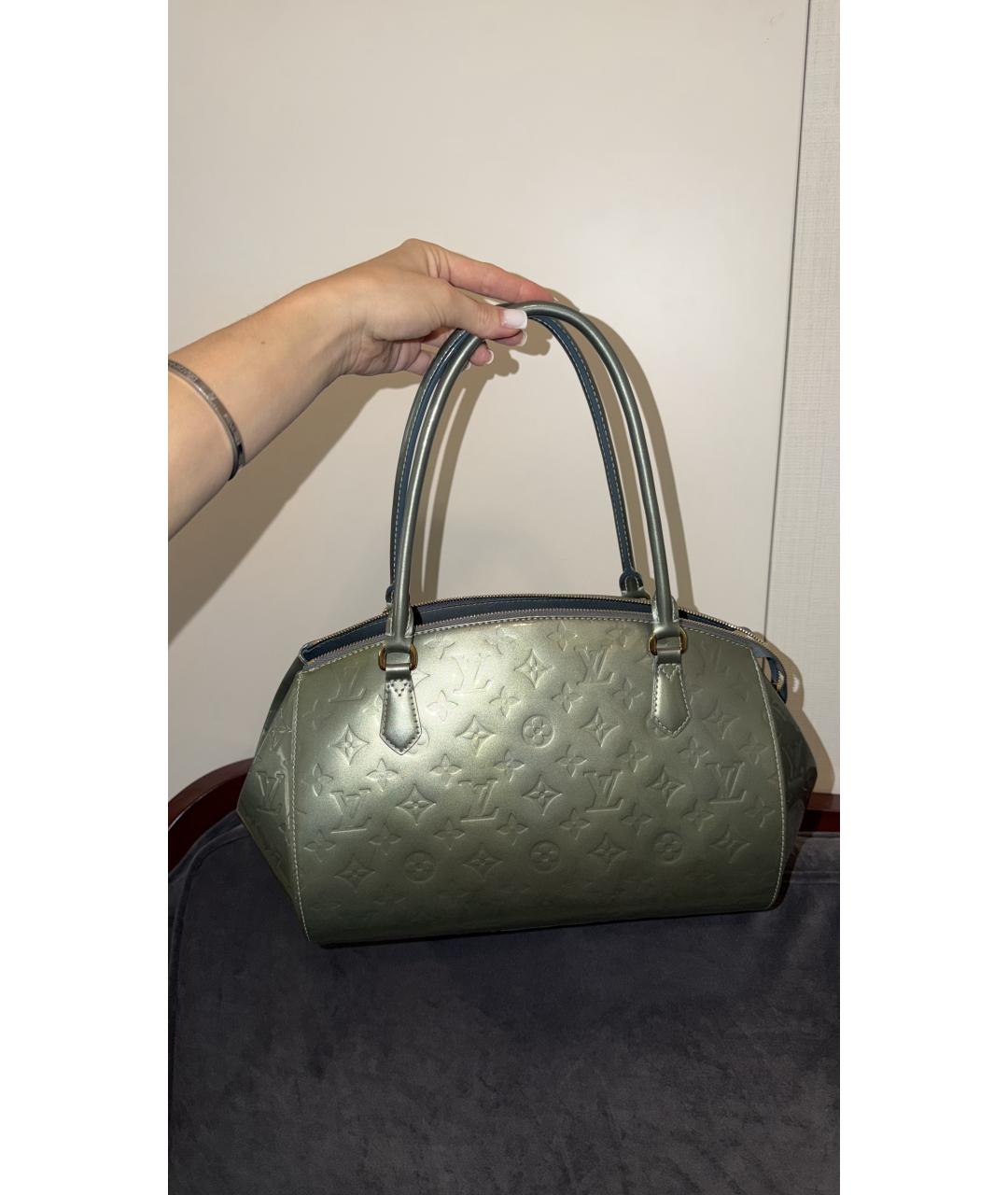 LOUIS VUITTON Зеленая сумка тоут из лакированной кожи, фото 3