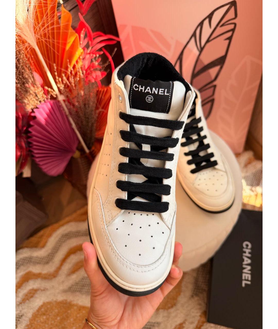 CHANEL Белые кожаные кеды, фото 5