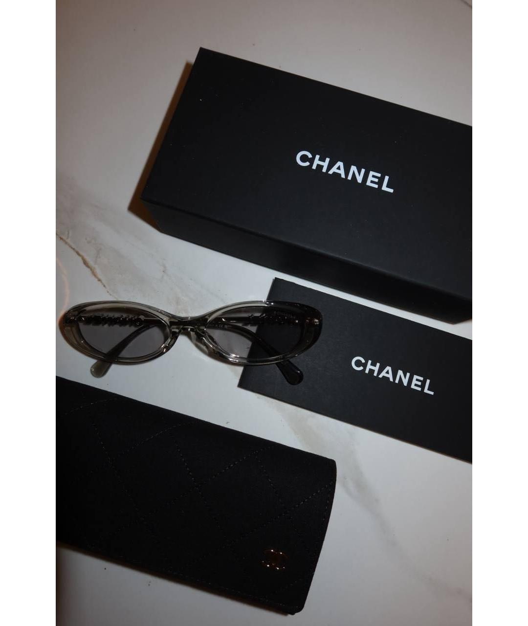 CHANEL Серые пластиковые солнцезащитные очки, фото 3