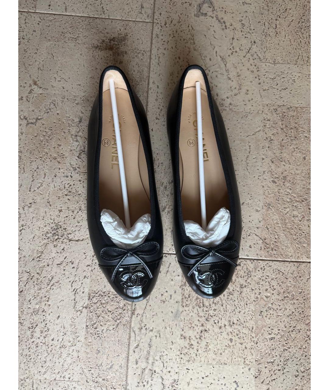 CHANEL Черные кожаные балетки, фото 2