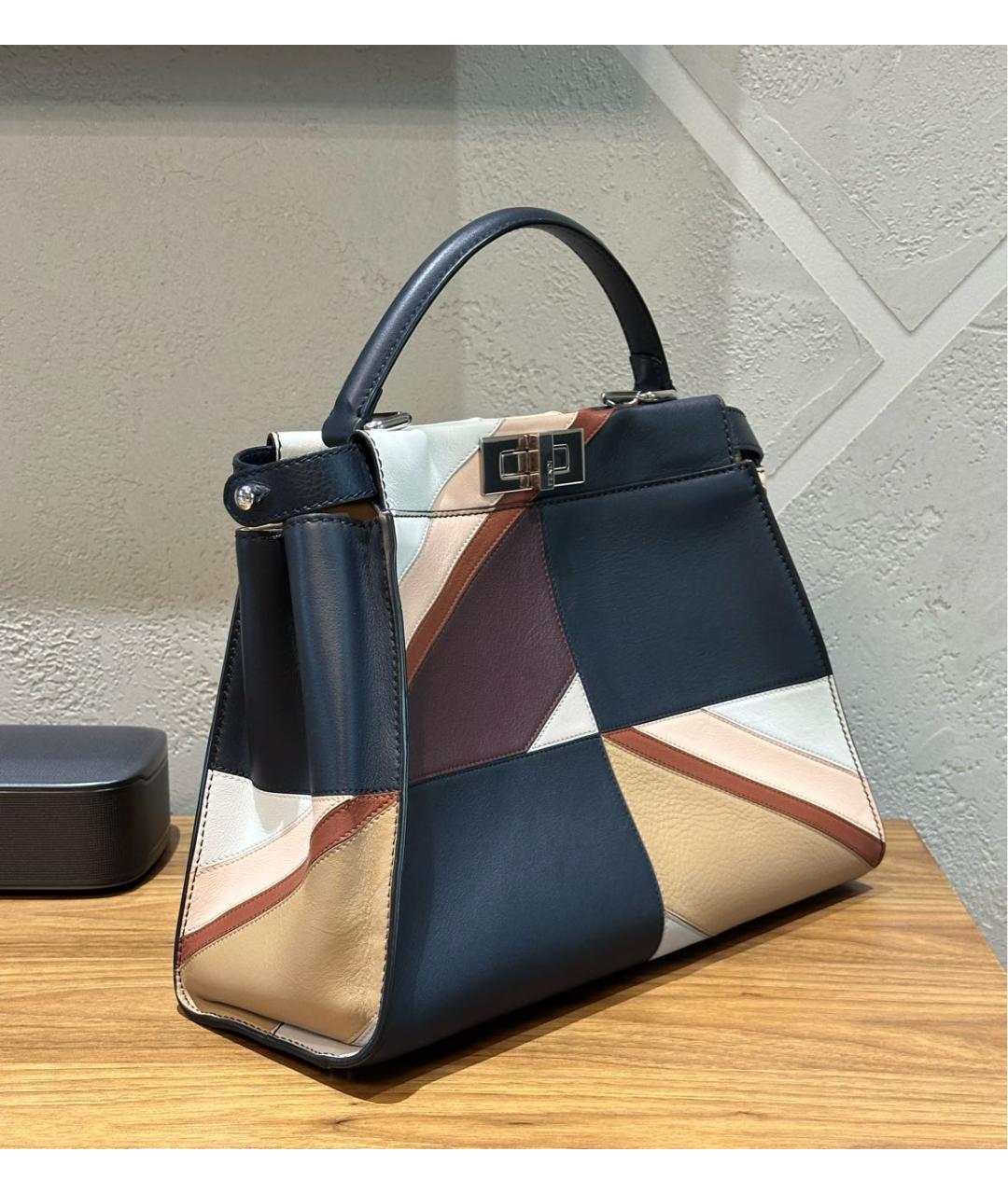 FENDI Мульти кожаная сумка с короткими ручками, фото 2