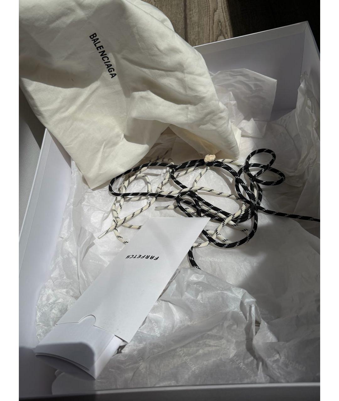 BALENCIAGA Белые кожаные кроссовки, фото 6