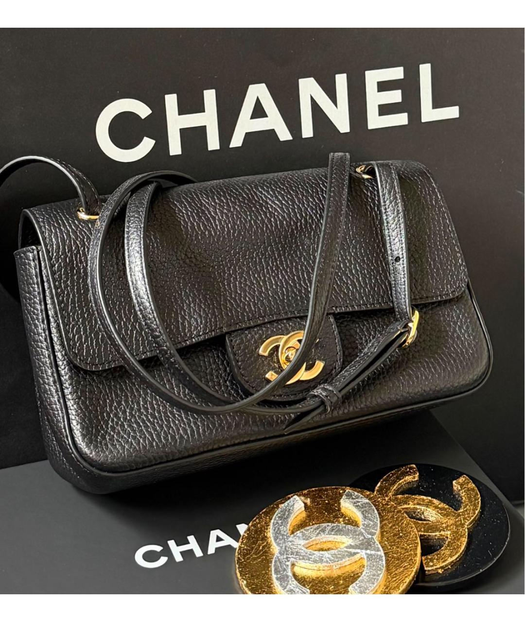 CHANEL Черная кожаная сумка через плечо, фото 3