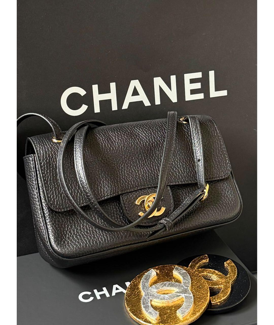 CHANEL Черная кожаная сумка через плечо, фото 2