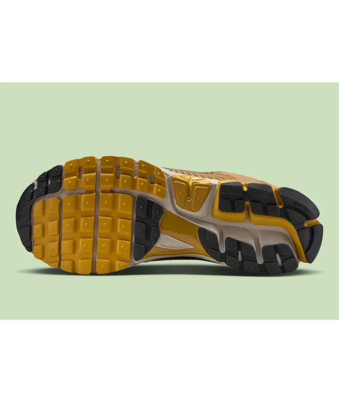 NIKE Горчичные текстильные низкие кроссовки / кеды, фото 6