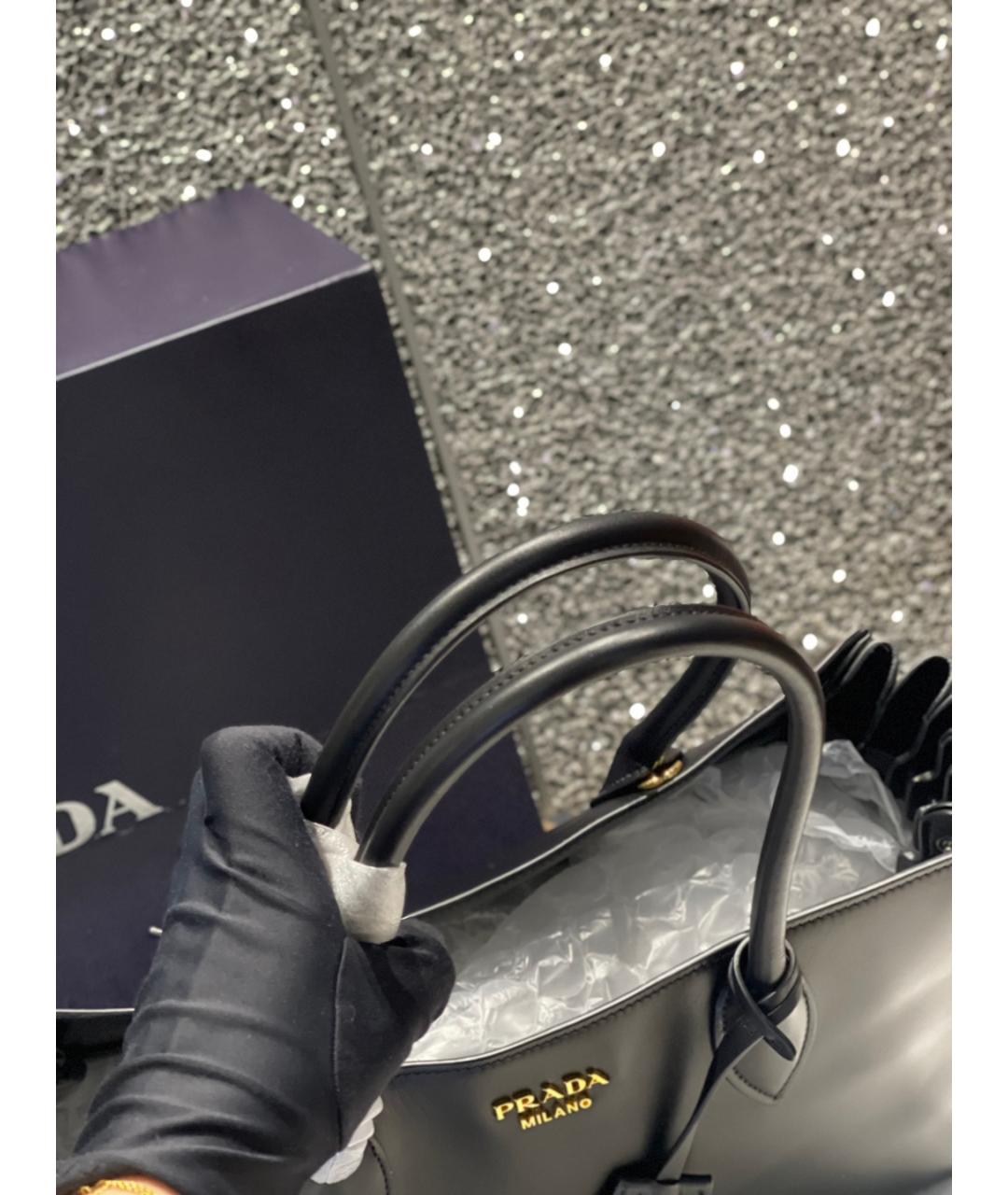 PRADA Черная кожаная сумка тоут, фото 5