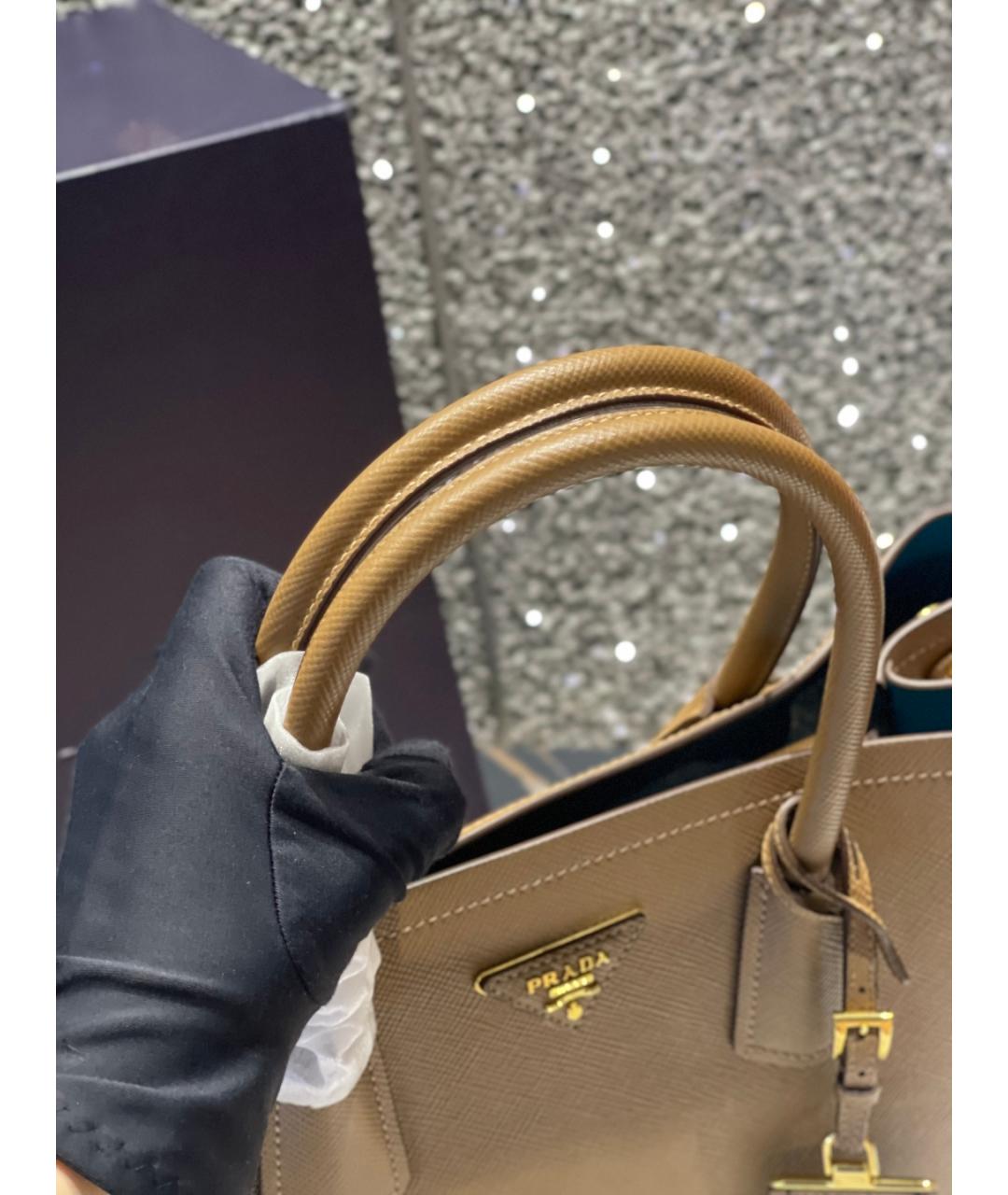 PRADA Коричневая кожаная сумка тоут, фото 7