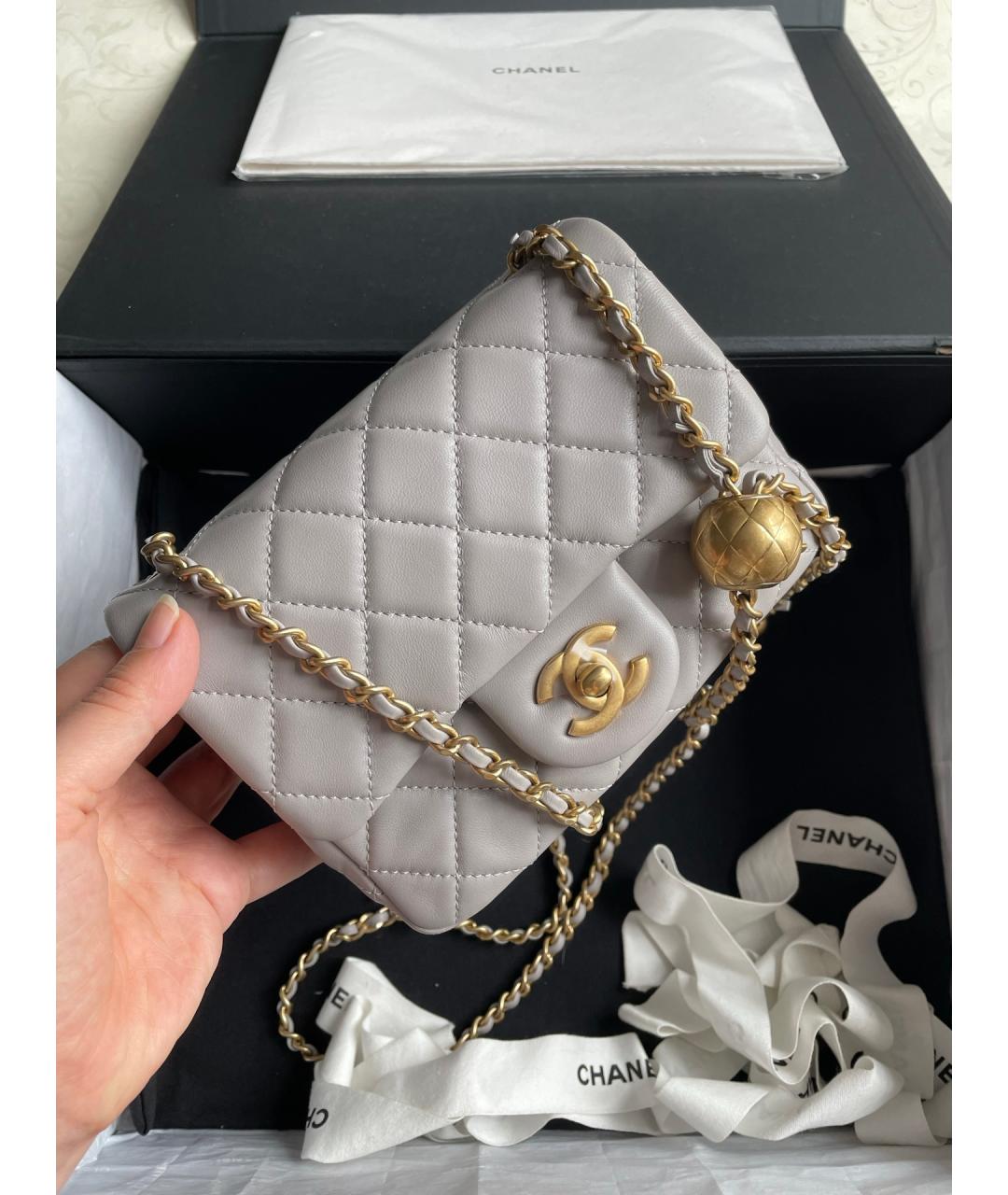 CHANEL Серая кожаная сумка через плечо, фото 2