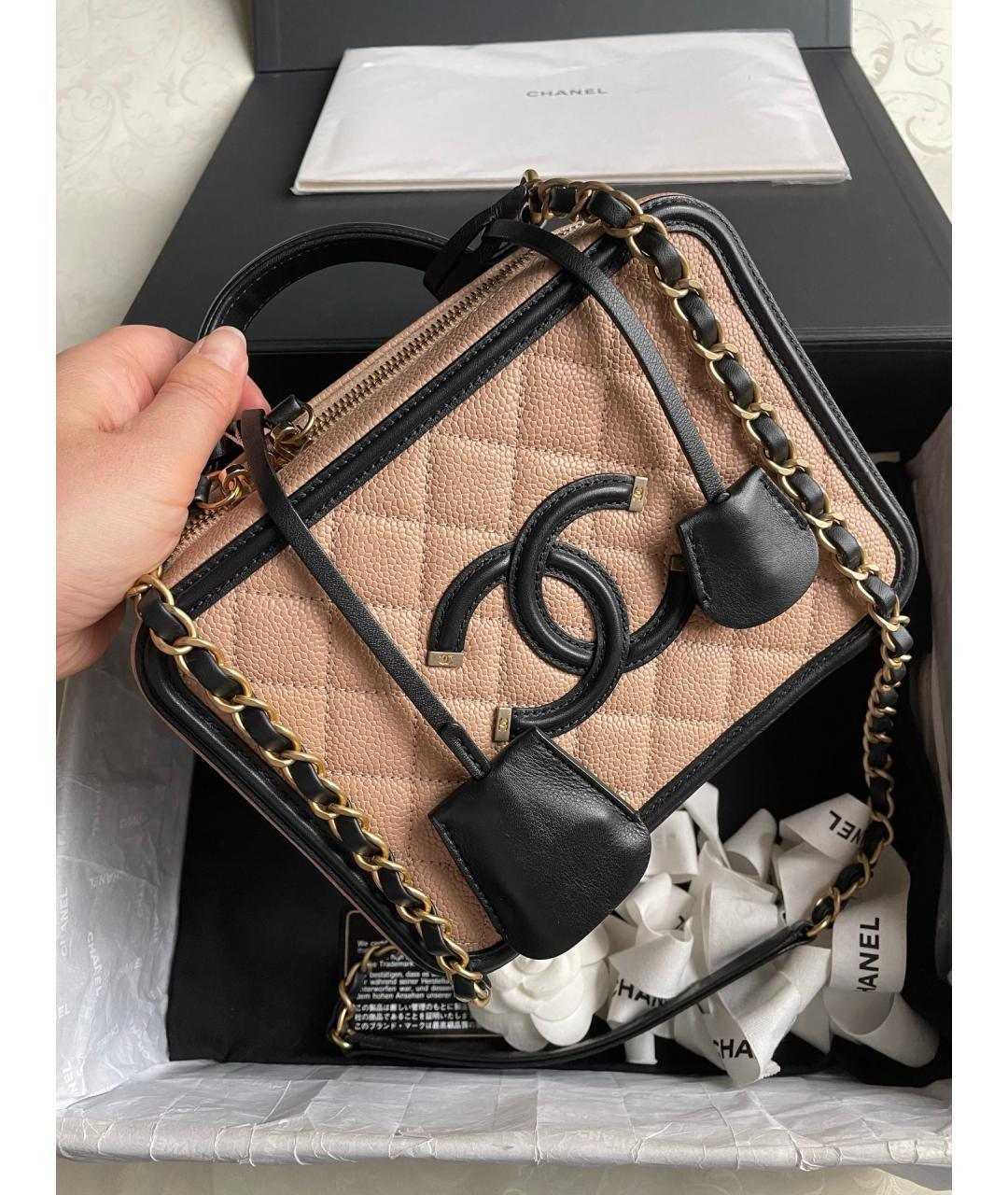 CHANEL Бежевая кожаная сумка через плечо, фото 2